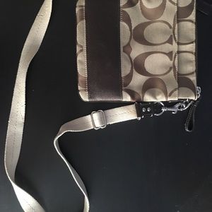 Coach Bags - Coach Crossbody bag Coach Bags - Coach Crossbody bag